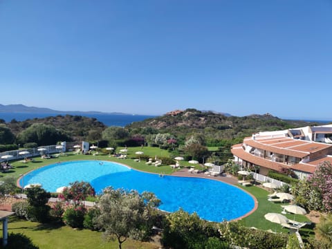 Day, Natural landscape, Mountain view, Pool view, Sea view, Swimming pool