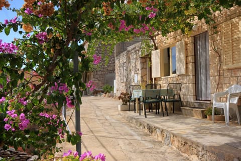 Balcony/Terrace, children, Family
