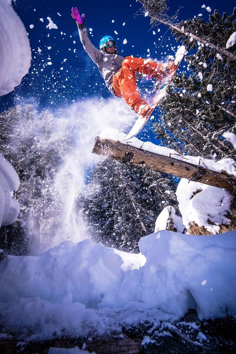 Property building, Skiing