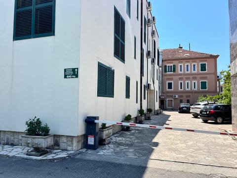 Apartments Nirgilija Apartment in Kotor Municipality