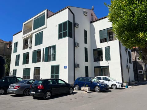 Apartments Nirgilija Apartment in Kotor Municipality