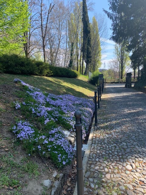 L' Antica Corte Lazzago Apartment in Como