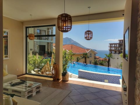 Pool view, Swimming pool