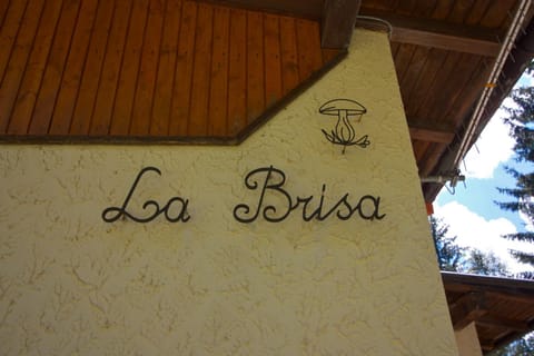 Property logo or sign, Decorative detail
