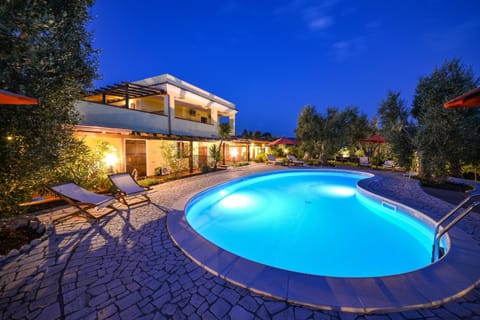 Property building, Swimming pool