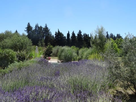 Le Nid de la Huppe House in Provence-Alpes-Côte d'Azur