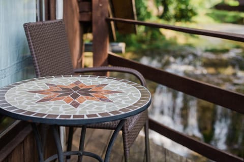 Balcony/Terrace, Lake view