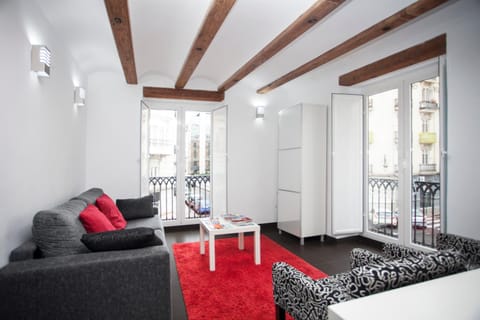 View (from property/room), Balcony/Terrace, Living room, City view, Street view, Family