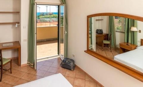 Hotel Baia Del Sole Hotel in Civitavecchia