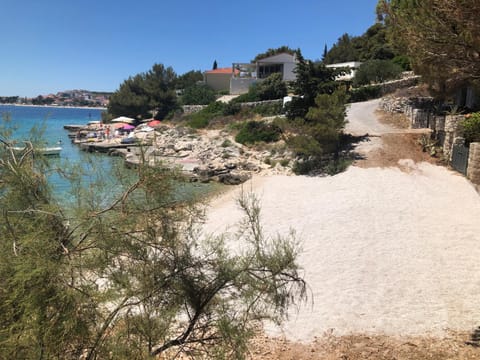 Holiday Home - Apartment Carmen House in Šibenik-Knin County, Croatia