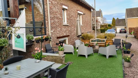 Spring, Property logo or sign, Garden, View (from property/room), Seating area, Parking