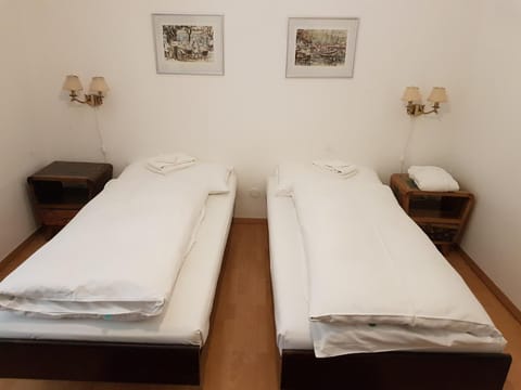 Bottega del Vino Guesthouse Bed and Breakfast in Locarno