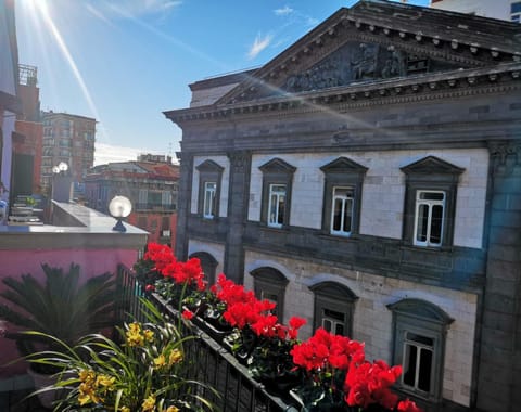 Nearby landmark, Day, Balcony/Terrace, City view, Landmark view