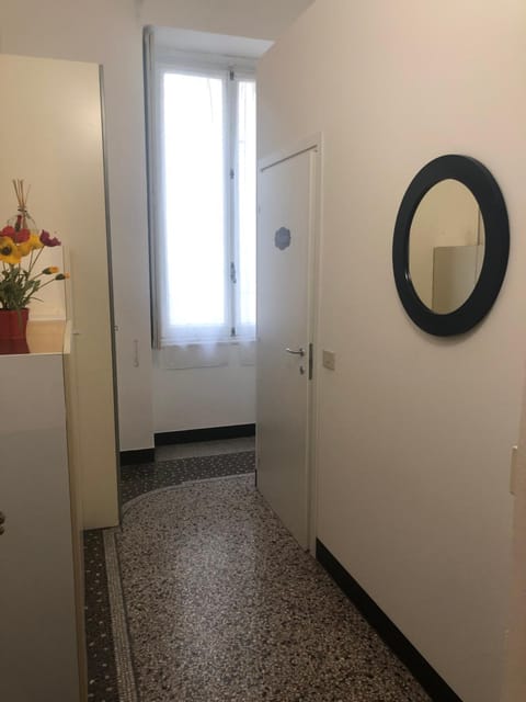 Check-Inn Rooms Genova Centro Bed and Breakfast in Genoa