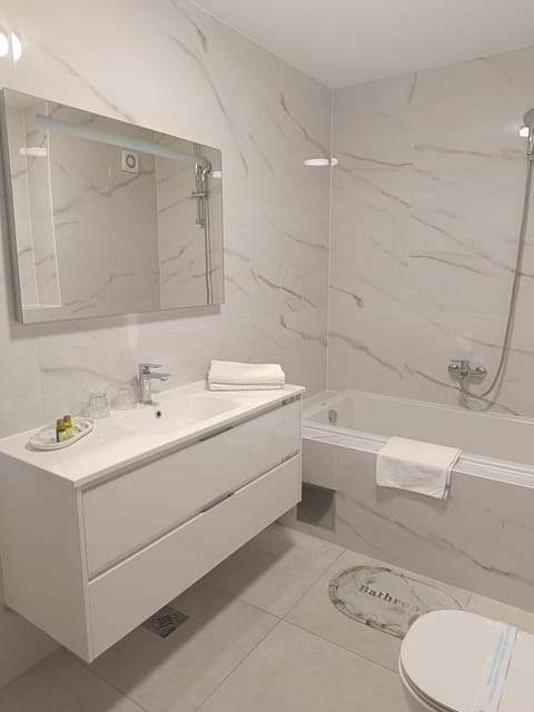 Sea View Family Apartment Apartment in Baška Voda