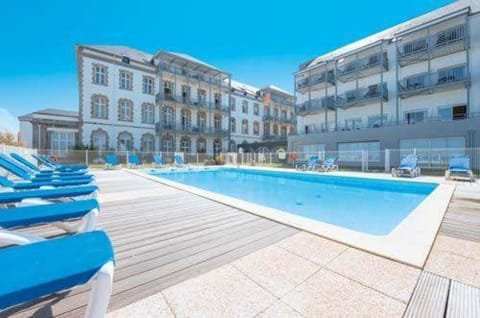 Le Croisic Face Mer Apartment in Le Croisic