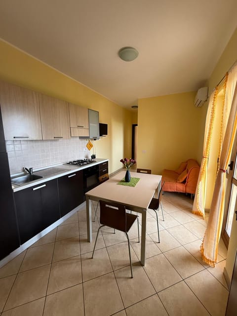 Kitchen or kitchenette, Living room, Photo of the whole room, Seating area