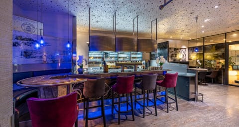 Lounge or bar