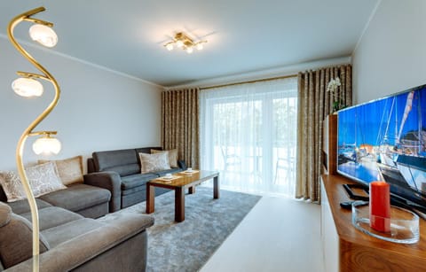 Property building, Photo of the whole room