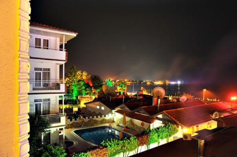 Neighbourhood, City view, Pool view, Street view, Swimming pool