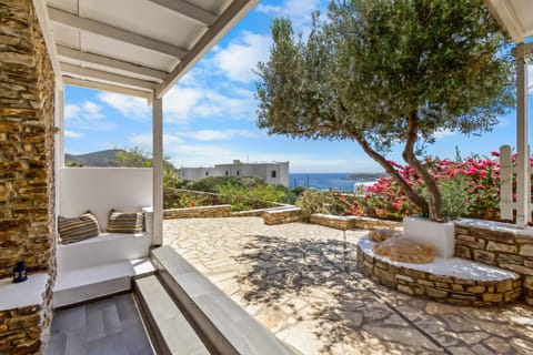 Day, Natural landscape, View (from property/room), Garden view, Sea view
