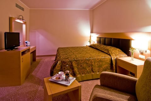 Photo of the whole room, Decorative detail, Bedroom