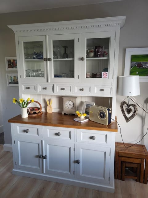 Rose Meadow Cottage House in County Clare