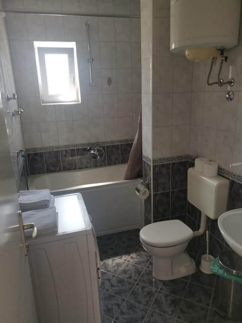 Apartment Nada Apartment in Tučepi