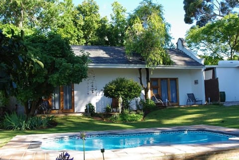 KaapsePracht Bed & Breakfast Bed and Breakfast in Cape Town