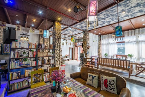 Living room, Lounge or bar