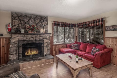 Canyon Cabins Cabin in Ruidoso