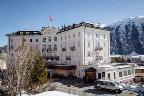 Property building, Day, Natural landscape, Mountain view, Parking