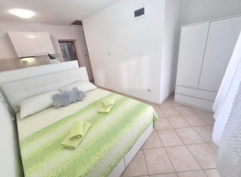 Bed, Bedroom, wardrobe