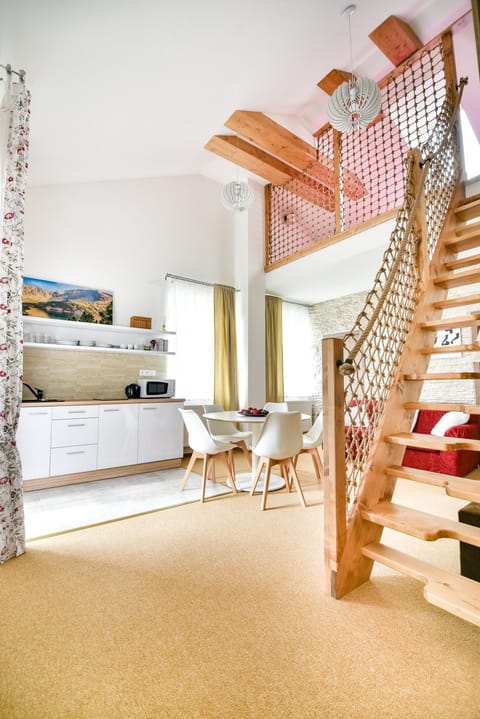 Kitchen or kitchenette, Living room, Photo of the whole room