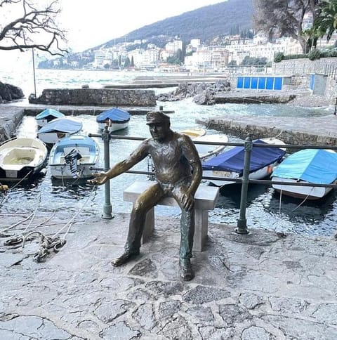 Nearby landmark