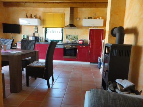 Kitchen or kitchenette, Quiet street view