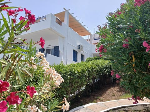 Kapetaniou Apartments Apartment in Euboea