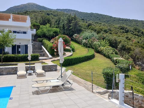 Kapetaniou Apartments Apartment in Euboea