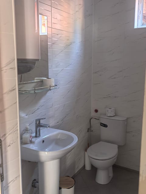 Hotel Zora Hotel in Dolj County, Romania