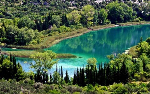 Apartmani na Zlatnom Jezeru Apartment in Dubrovnik-Neretva County