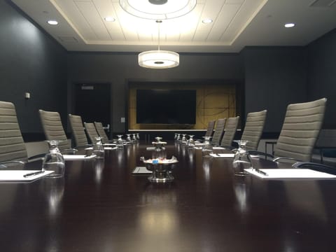 Meeting/conference room