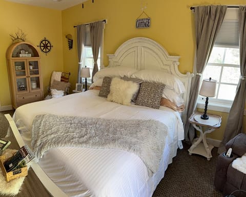 Glen Ellen Inn Secret Cottages Inn in Glen Ellen