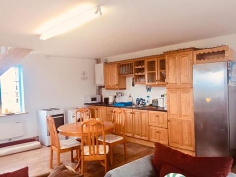 Teach Beag Cois Tra Apartment in County Clare