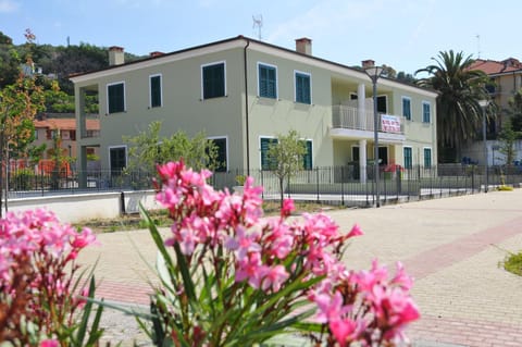 Area and facilities
