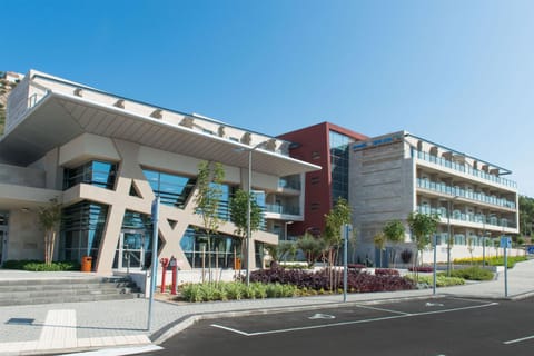 Property building, Facade/entrance
