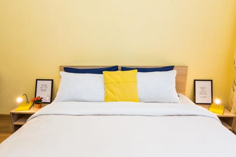 Bed, Decorative detail, Bedroom