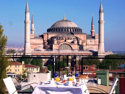 Nearby landmark, Balcony/Terrace