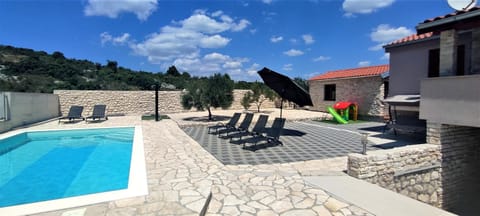 Holiday Home Gordana House in Šibenik-Knin County, Croatia