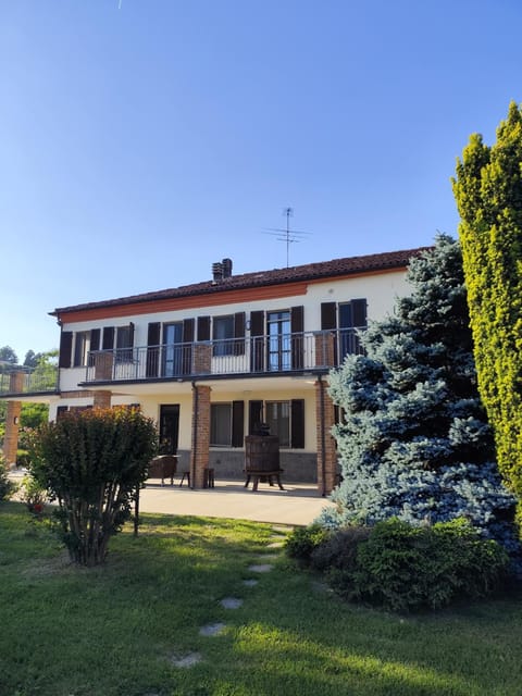 La Crota Bed and Breakfast in Asti