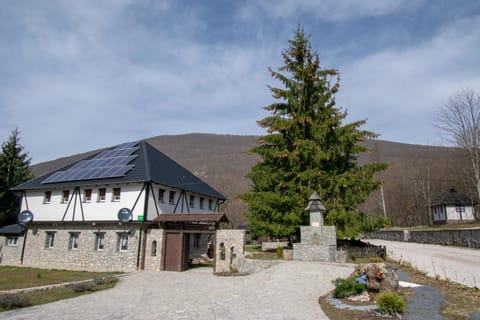 Facade/entrance, On site